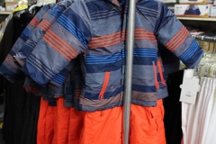CLOTHING_SURPLUS_STORE_LA012313425474678