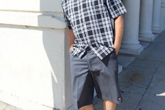 CLOTHING_SURPLUS_STORE_LA01243457665234357490