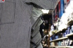 CLOTHING_SURPLUS_STORE_LA0124345766523556890