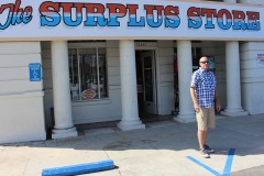 CLOTHING_SURPLUS_STORE_LA01243457665WR4675890