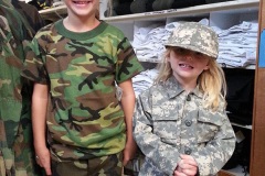 Costumes_0022_0b9lJyO3bwUC_pkniCkt5qKoksmyaIDLyh1j4_MnuzM