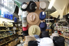 Hats_0000s_0014_IMG_9105