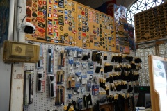 MILITARY, LAW ENFORCEMENT PATCHES AND PINS!